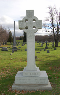 grave small